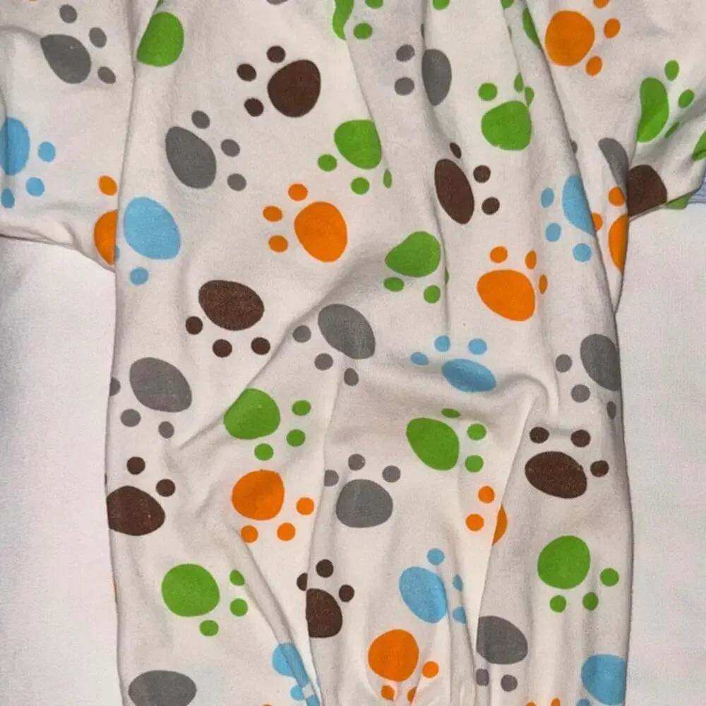 Unbranded garment brown feature